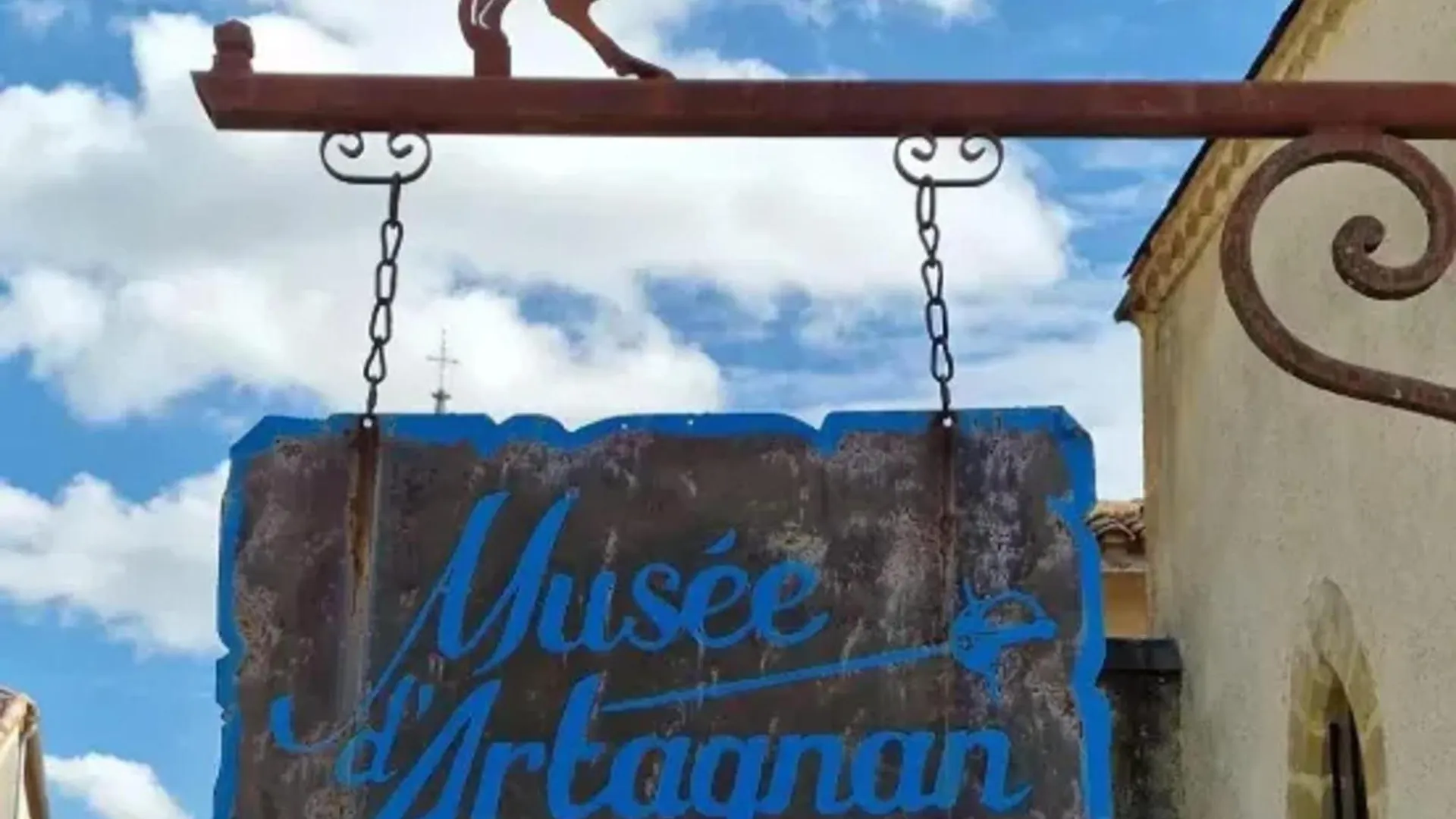 Maison Spacieuse A Vic-Fezensac Avec Jardin Франция